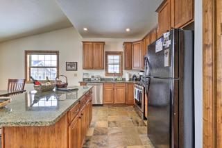 Luxe Rocky Mtn Retreat with Hot Tub - By Winter Park - 3