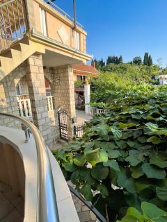 Apartments Moracanin - Sutomore - 9
