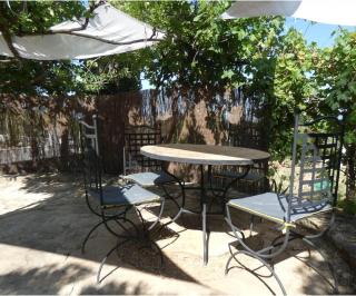 Proche Lac du Salagou, Chambre agréable avec salle d'eau et WC privé - 2