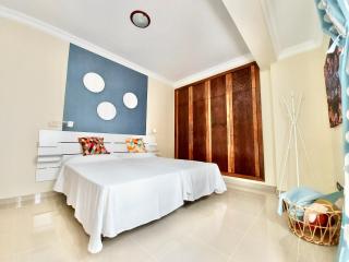 AROMAS Suites Attic - 3