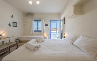 Blu Suites and Studios - Adamas - 2