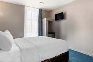 Econo Lodge - Montréal - 2