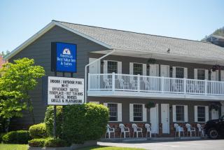 Americas Best Value Inn & Suites Lake George - Lake George - 2