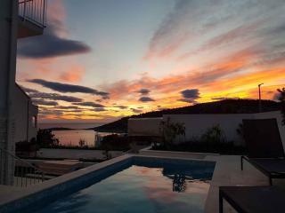 Holiday home in Rogoznica 39566 - 1