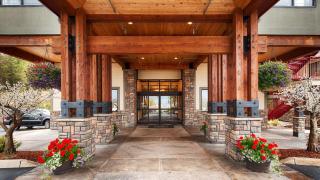 Best Western Plus Flathead Lake Inn and Suites - Kalispell - 9