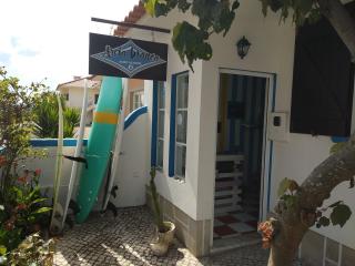 West Coast Surf Hostel - 1