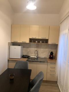 Viola Apartmanházak Family Apartman - 8