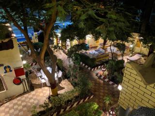 Elphardous Hotel - 0