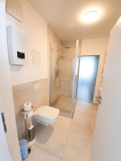 PB Ferienwohnungen - FeWo 6 - Stilvoll eingerichtetes Apartment im Herzen Senftenbergs - Senftenberg - 3