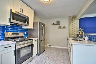 Cozy Home WiFi, Parking, 5 Mi to Dtwn Mpls! - Minneapolis - 1