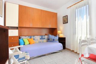 Apartments with WiFi Makarska - 19038 - 1