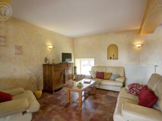 Belle maison de campagne avec piscine, 4 chambres, jardin et terrasse près de Montbrison - FR-1-496-48 - Chalain-le-Comtal - 6