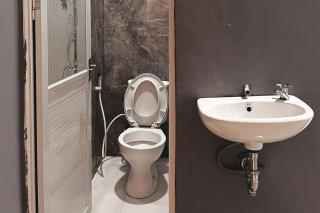 Almira Homestay Ambon Mitra RedDoorz - Ambon - 6