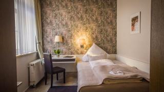 Gästehaus und Café Zur Silbernen Kanne - 2