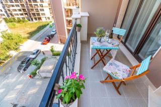 Pomorie Seaside Apartments - 4