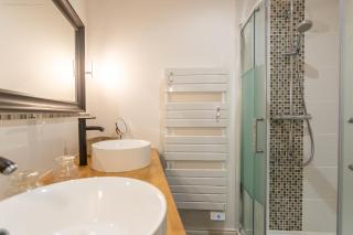 Au dessus des toits - 1