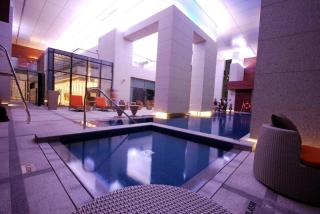 Royal Club By RVHR, Bonnington Residential Tower - JLT - Dubai - 8