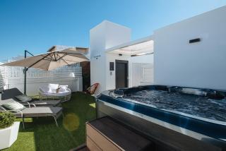Magno Apartments Alameda 1851 Penthouse - Private terrace and jacuzzi - Siviglia - 3