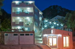 Apartments Marina - Sveti Stefan - 0