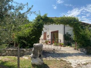 Agriturismo Colle Dei Venti - Arsita - 0