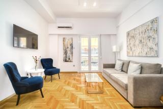 Elegant Light Two Bedroom Apartment in City Center - Atene - 9