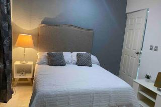 Bright Luxury Apartment with swimming pool - 1