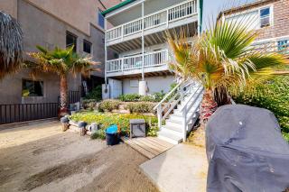 1711 S Pacific Street - Oceanside - 9