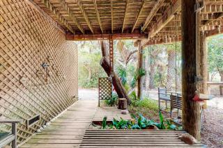 Pink Bird Cottage - Edisto Beach - 5