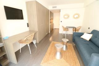 Beautiful studio at the Grand Hotel Residence with sunny balcony 138 - 1