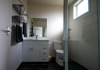 Charles Court Motel - 1