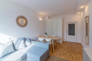 Gdynia Sleeps Apartment - Gdynia - 6