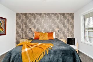 Brockworth Place - Christchurch Holiday Homes - 1