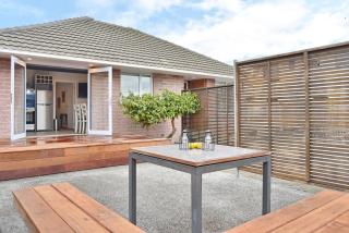 Brockworth Place - Christchurch Holiday Homes - Christchurch - 0
