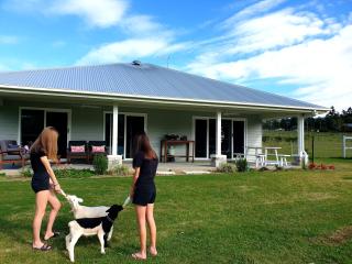Fig Tree Farm B&B Highvale-Farmstay near Brisbane! - 0