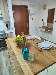 City Central Apartment with large patio BY NAMASTE ELITE - Torremolinos - 6