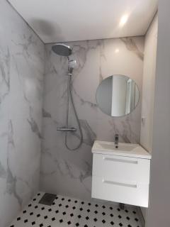 Tolstoi Scandinavian 1 bedroom apartment + free parking - 3