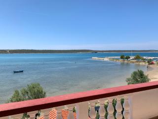 Apartment 2 (+1) - 0