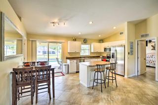 Dock and Canal Access Cape Coral Family Home - 7