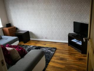 BRIGSTOCK HOLIDAYS HOUSE - 7