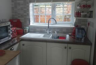 The LITTLE HOUSE in HULL - 6