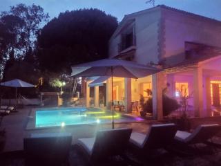 Les Canyes Cottage, Private Villa Resort - Piera - 8