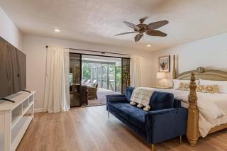 Kings Lake Blvd Private Garden View - Naples - 3