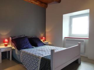 Gîte familial avec cour, ping-pong, proche Lyon et Clermont-Ferrand - FR-1-582-330 - Mézères - 7