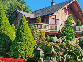 Four-Bedroom Holiday home in Hundeidvik - Hundeidvik - 9