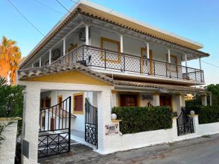 HARRY'S STUDIOS - Agios Georgios - 5