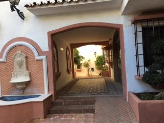 Large and elegant in Puerto Banus with pools and paddle - Marbella - 1
