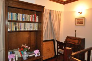 Cocoon Hills - 2