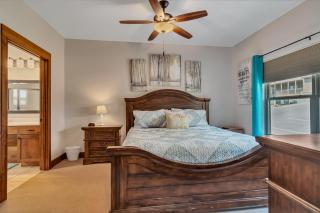 Rockwood Lake Lodge home - 1