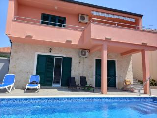 Holiday House Fantasy With Pool - Šibenik (Sebenico) - 8