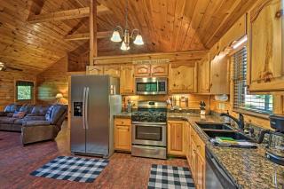 Cozy Sunset View Cabin with Game Room and Mtn Views! - Ellijay - 1